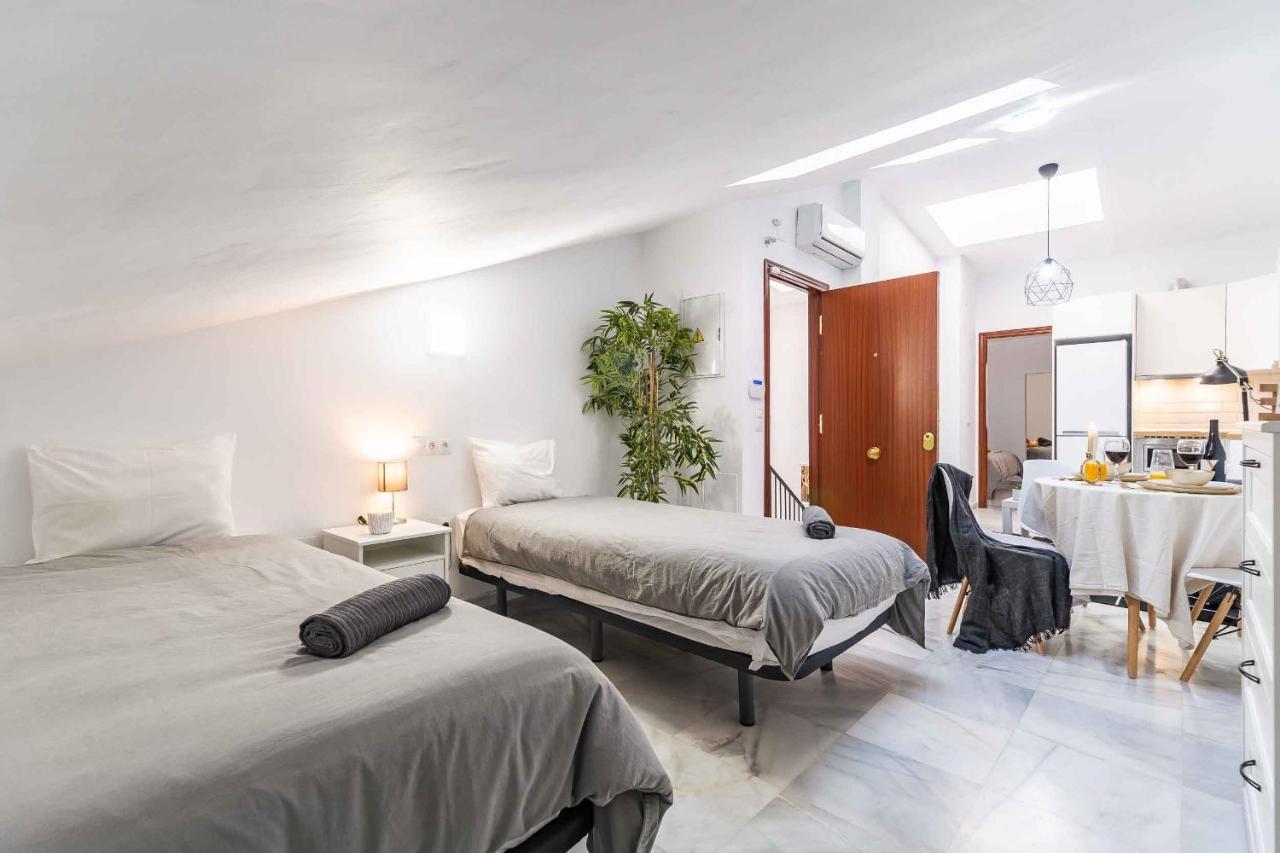 Atico Premium - Malaga City Center Zewnętrze zdjęcie
